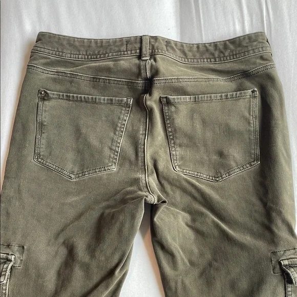 Free People Olive Green Cargo Pants - Picture 4 of 6